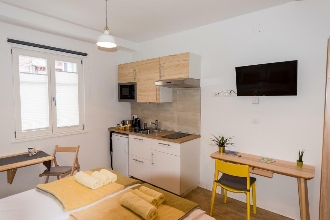 Central Apartments With Parking Λιουμπλιάνα Εξωτερικό φωτογραφία